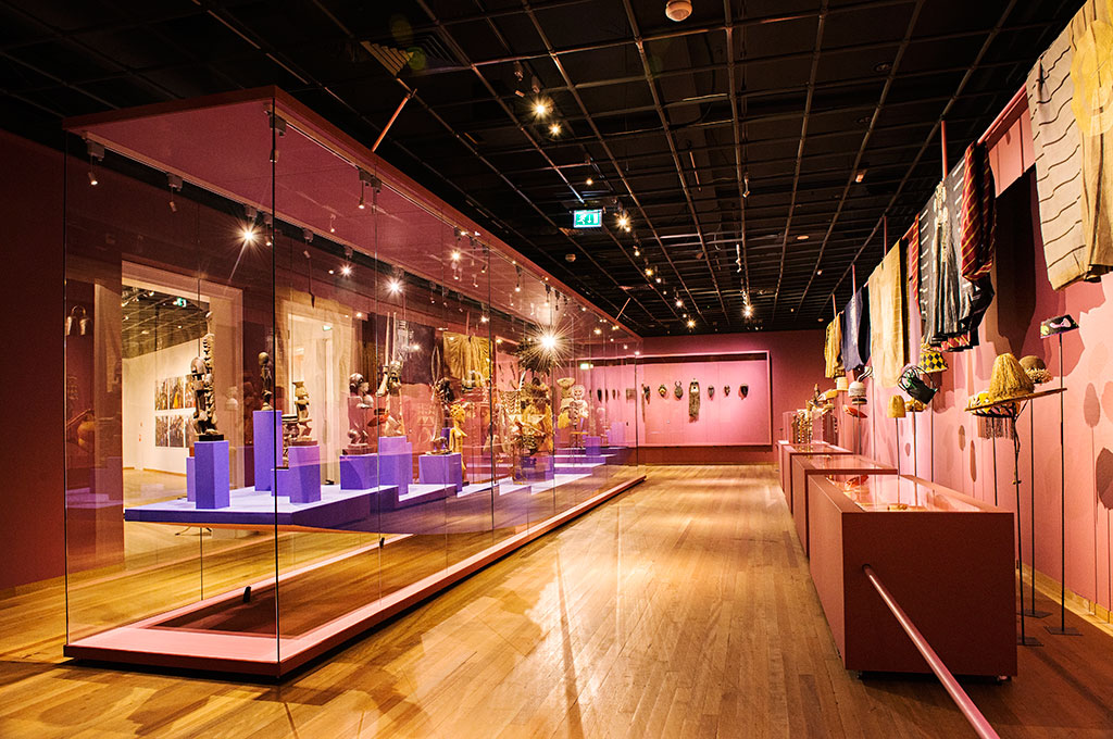 Tentoonstellingsontwerp voor AFRIKA010, zaal IV met de 20e eeuwse topstukken.